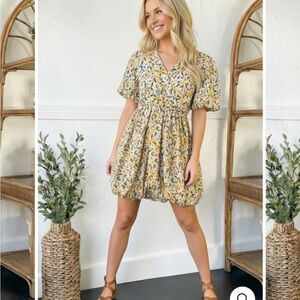 Yellow Floral V-Neck Puff Sleeve Mini Dress